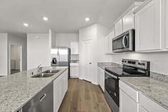 122 Goel St in Greenville, TX - Building Photo - Building Photo