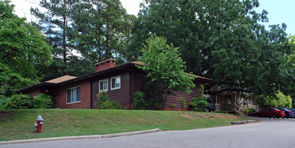 Collegeview Apartments College View in Raleigh, NC - Building Photo - Building Photo