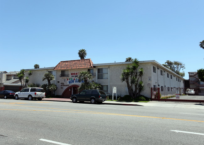 Villa Monterey Apartments