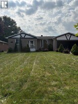 5 Hammond Crescent in New Tecumseth, ON - Building Photo