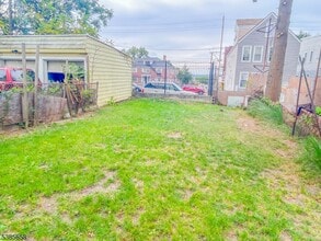 261 22nd St-Unit -3 in Irvington, NJ - Building Photo - Building Photo