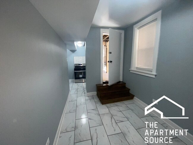 5664 N Ridge Ave in Chicago, IL - Building Photo - Building Photo