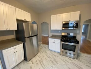 39 Harwood St, Unit 3 in Boston, MA - Building Photo - Building Photo