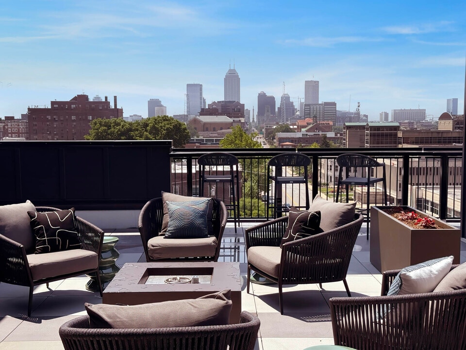 The Stella in Indianapolis, IN - Foto de edificio