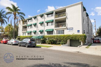 355 Coronado Ave. in Long Beach, CA - Building Photo - Building Photo