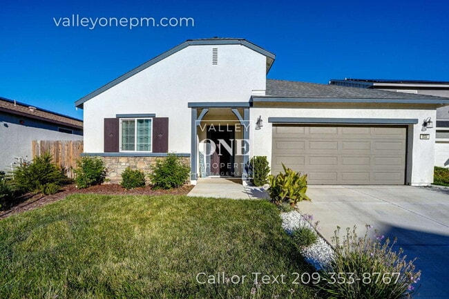 644 Cheshire Dr in Patterson, CA - Building Photo - Building Photo