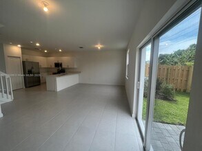 12005 NW 47th Manor in Coral Springs, FL - Building Photo - Building Photo
