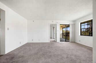 19505 Quesada Ave, Unit EE in Port Charlotte, FL - Building Photo - Building Photo