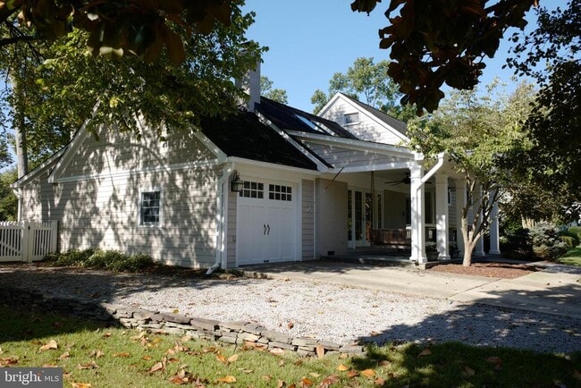 1103 Neal Dr in Alexandria, VA - Building Photo - Building Photo