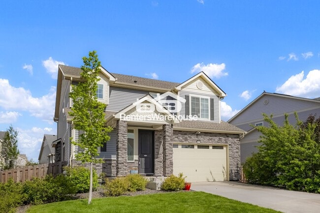 116 N Newcastle Way in Aurora, CO - Building Photo - Building Photo