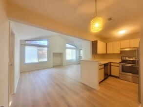 137 Heather Croft in Egg Harbor Township, NJ - Building Photo - Building Photo