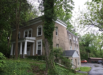 1910 Sulgrave Ave in Baltimore, MD - Foto de edificio - Building Photo