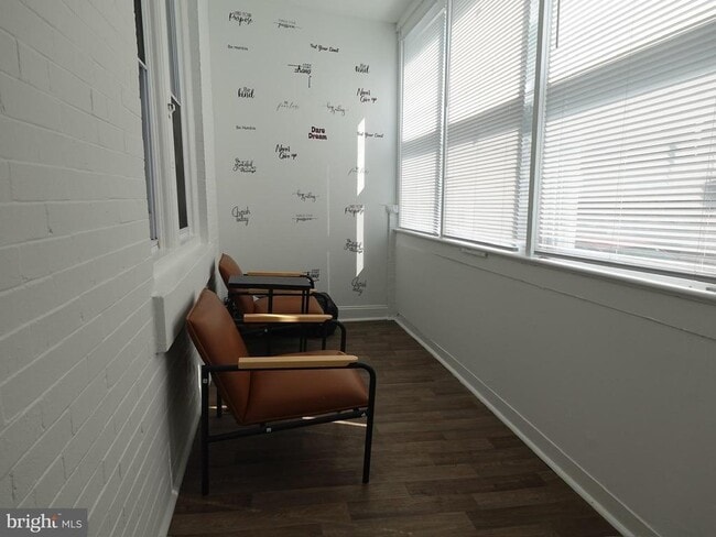 6139 Larchwood Ave in Philadelphia, PA - Building Photo - Building Photo