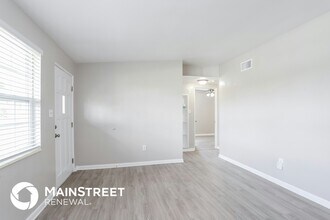 9564 Crestview St in Seminole, FL - Building Photo - Building Photo