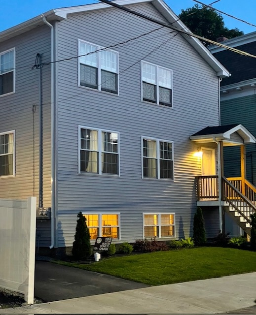 84 Glenham St