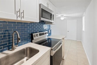 101 Jasmine Ct in Lake Placid, FL - Building Photo - Building Photo