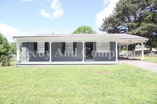 324 McFarland Dr in Memphis, TN - Building Photo