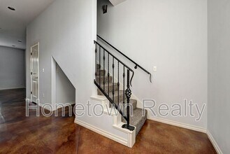 459 S Fretz Ave in Edmond, OK - Building Photo - Building Photo