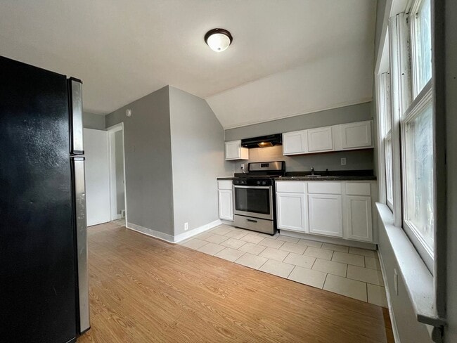 property at 98 Manitoba Ave W