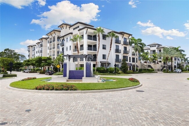 property at 1030 3rd Ave S