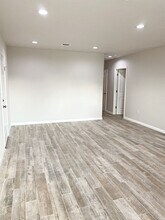 390 Bower Rd in Bridge City, TX - Building Photo - Building Photo