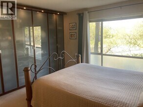 3 Rialto Ct in New Westminster, BC - Building Photo - Building Photo