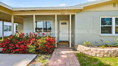 5822 17th Ave S in Gulfport, FL - Building Photo - Building Photo