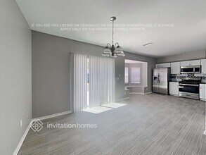 6266 Crickethollow Dr in Riverview, FL - Foto de edificio - Building Photo
