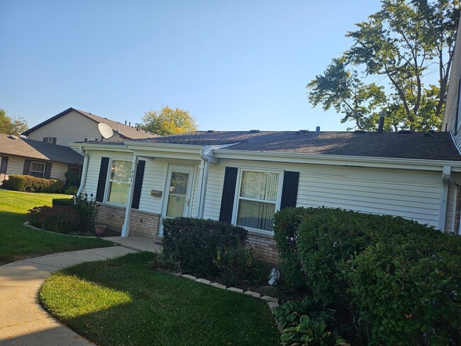 784 Gloucester Dr, Unit 784 Gloucester Dr