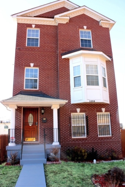 1238 18th Pl NE in Washington, DC - Building Photo