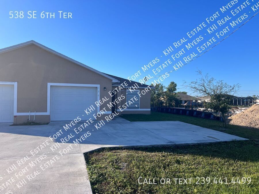 538 SE 6th Terrace in Cape Coral, FL - Building Photo