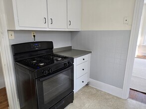 815-2 Hummel Ave in Lemoyne, PA - Foto de edificio - Building Photo