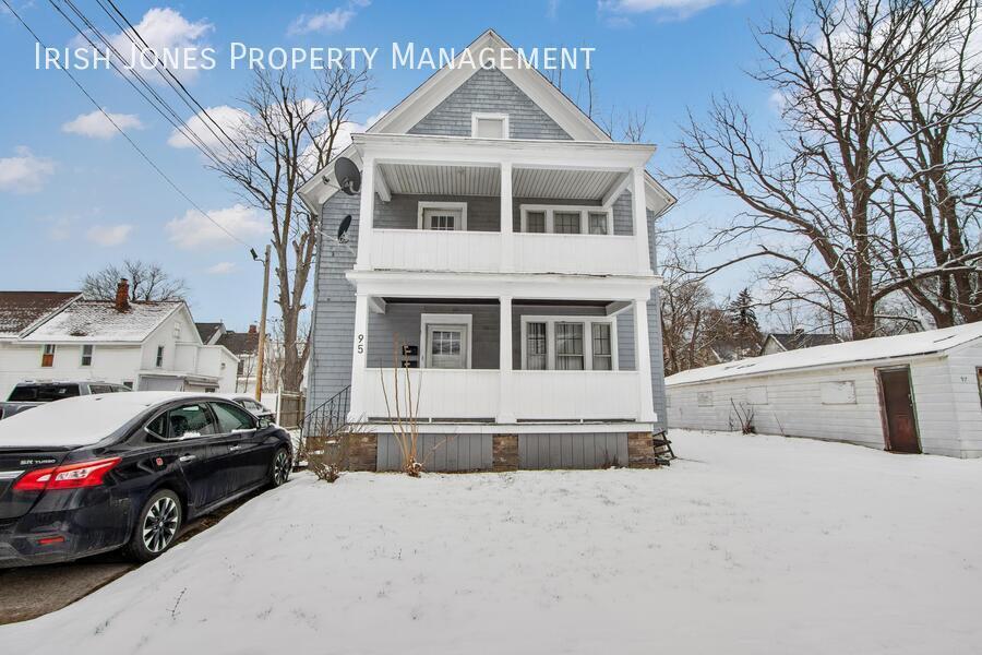 95 N Transit St in Lockport, NY - Building Photo