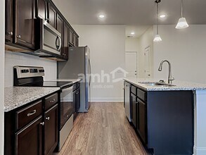 1813 Produce Ln in Johns Island, SC - Building Photo - Building Photo