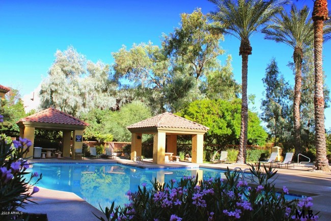 property at 4925 E Desert Cove Ave