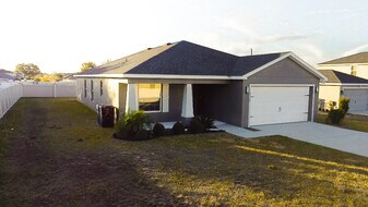4339 Swan St in Haines City, FL - Building Photo