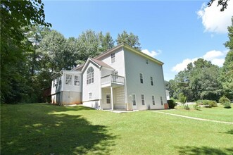2030 Hunters Trail Dr in Lawrenceville, GA - Building Photo - Building Photo