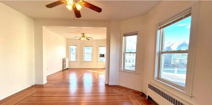 741 Broadway in Somerville, MA - Building Photo - Building Photo