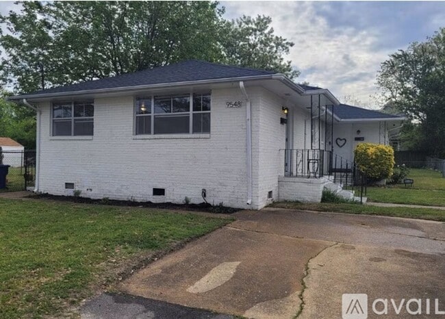 9548-9519 19th Bay St