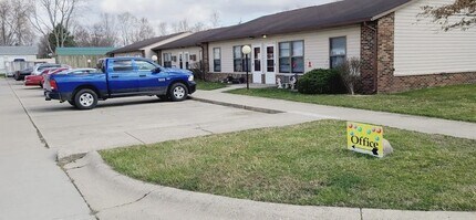 100 First St in Shirley, IN - Building Photo - Building Photo