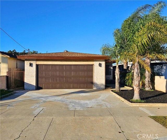 property at 4515 W 137th Pl