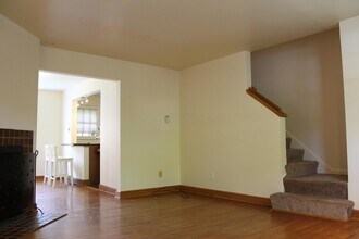 1784 Kings Ct in Columbus, OH - Foto de edificio - Building Photo