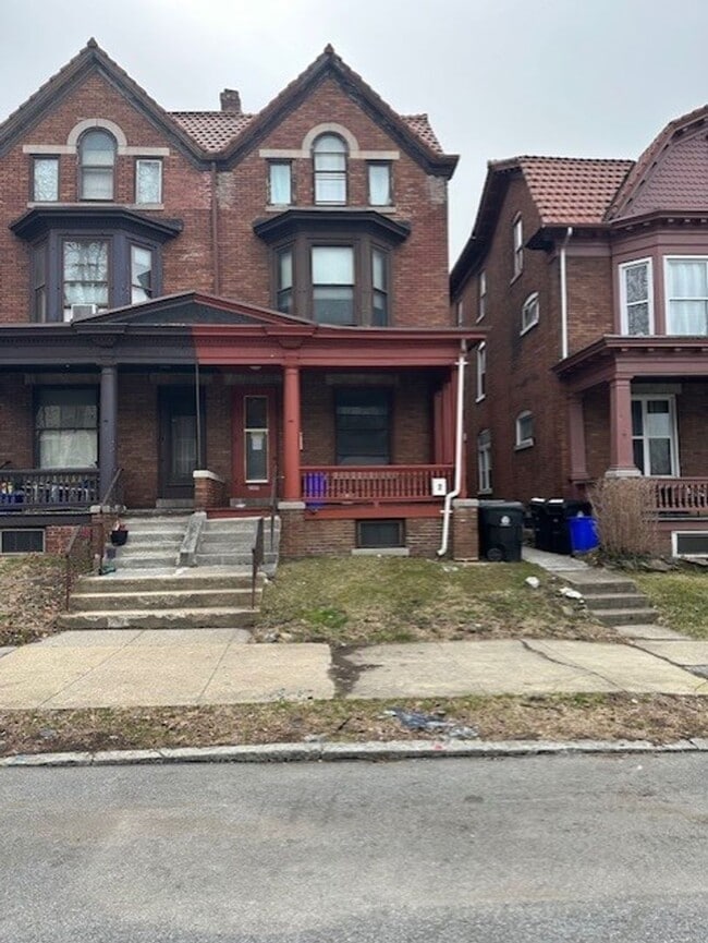 property at 1909 Market St