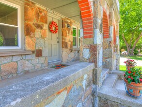 734 E Boyd St in Norman, OK - Foto de edificio - Building Photo