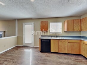 13426 Allegiance Dr in Fishers, IN - Foto de edificio - Building Photo