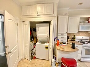 159 Salem St, Unit 1 in Boston, MA - Building Photo - Building Photo