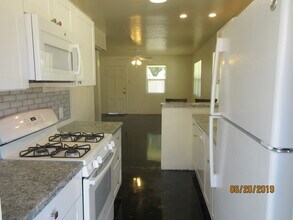 223 W Turney Ave, Unit 2 in Phoenix, AZ - Building Photo - Building Photo