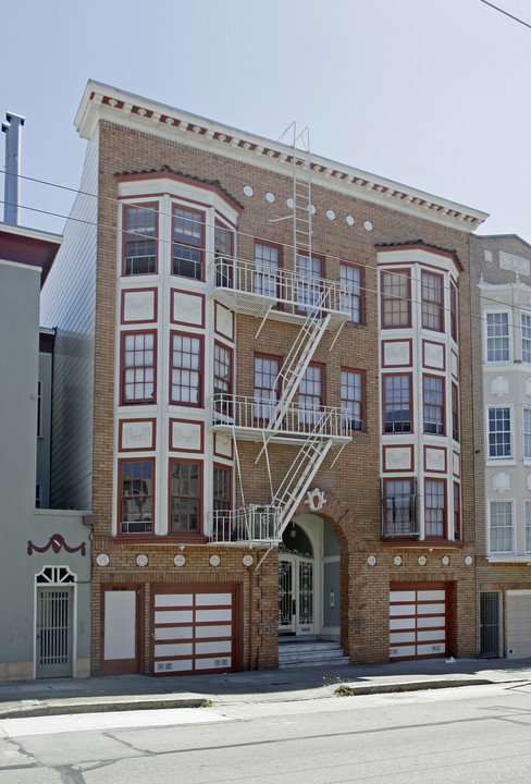 1437 Chestnut St in San Francisco, CA - Foto de edificio