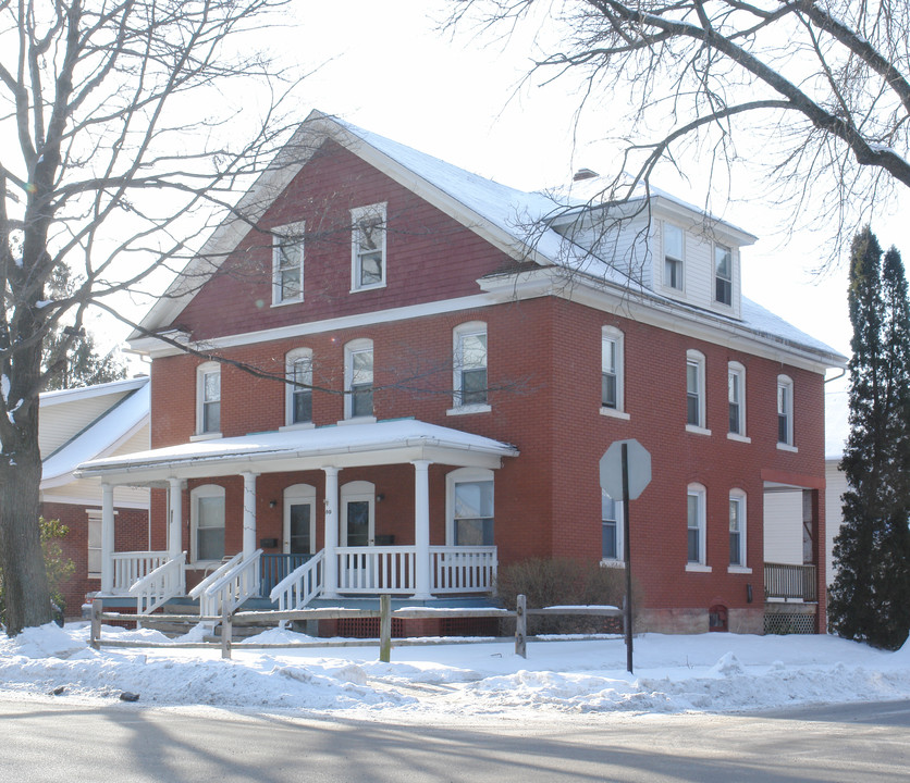 600-602 S Pugh St in State College, PA - Foto de edificio