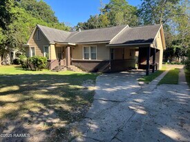 617 Wilson St in Lafayette, LA - Building Photo